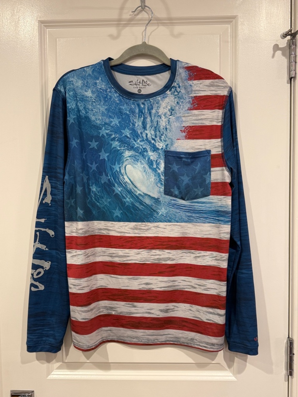 Salt Life Blue Red American Wave Long-Sleeve Pocket Tee